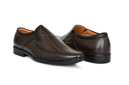 Classic Slip-on for Men with Curved Side Stitch | Brown