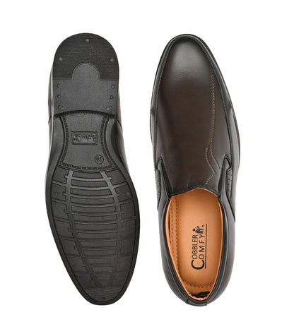 Classic Slip-on for Men with Curved Side Stitch | Brown