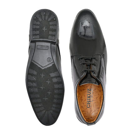 Pointed-toe Shiny Lace-up Shoes for Men with Check Imprints | Black