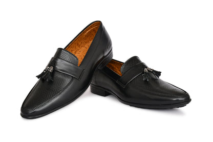 Tussled Loafers for Men with Perforated Pattern | Black