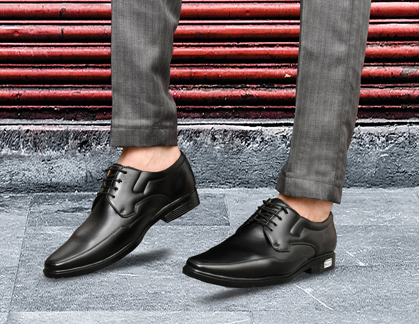 Classic Square-toe Lace-up Derby Shoes for Men | Black