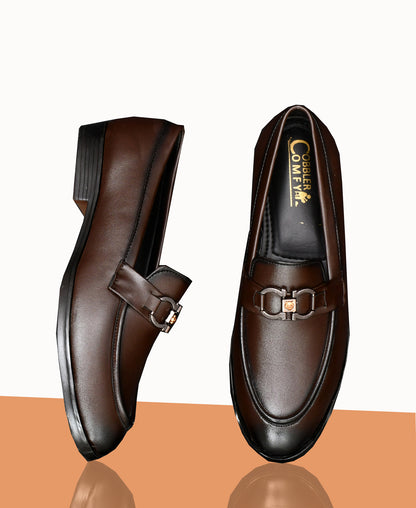 Classic Slip-on for Men with Horse Shoe Buckle | Brown