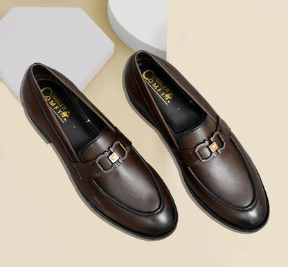 Classic Slip-on for Men with Horse Shoe Buckle | Brown