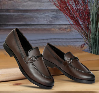 Classic Slip-on for Men with Braided Buckle | Brown