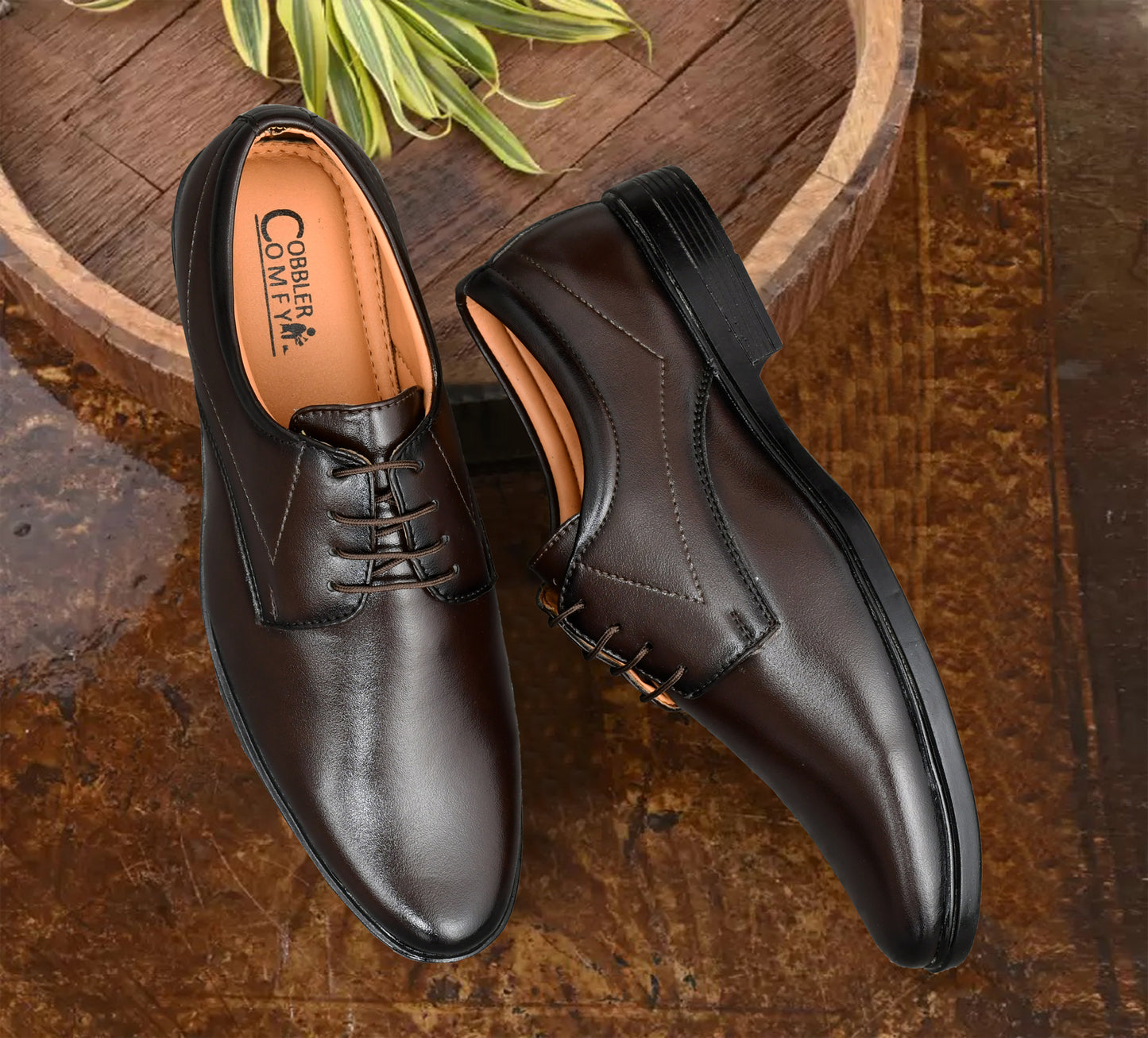 Pointed Toe Lace-up Derby Shoes for Men | Brown