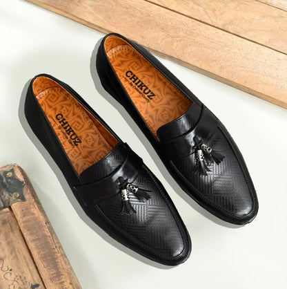 Tussled Loafers for Men with Perforated Pattern | Black