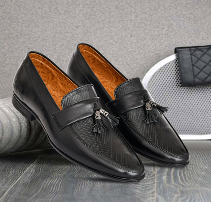 Tussled Loafers for Men with Perforated Pattern | Black