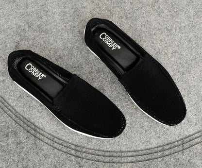 Velvet Classic Pull-on Loafer for Men | Black