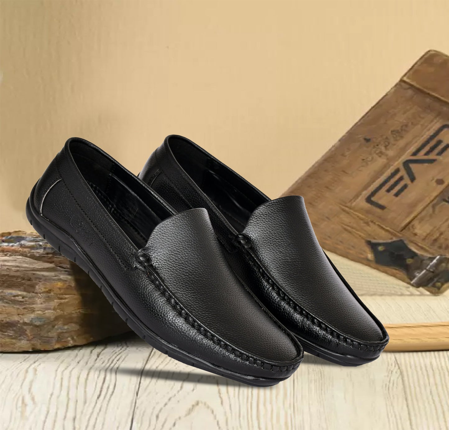 Seamless Moccasin for Men with Double Stitch Pattern | Black