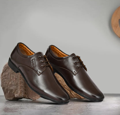 Pointed-toe Neat Look Lace-up Derby Shoes for Men | Coffee